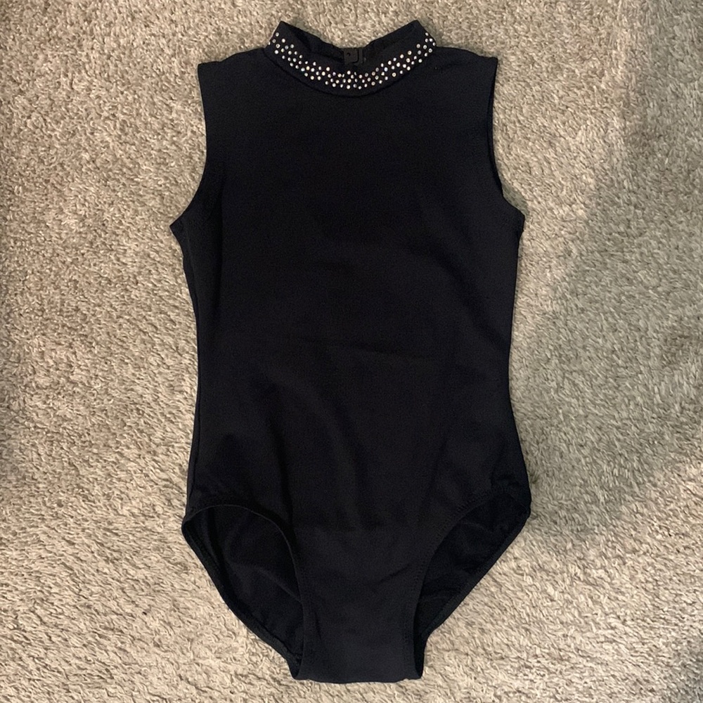 Girls Leotard, size 28/age 10
